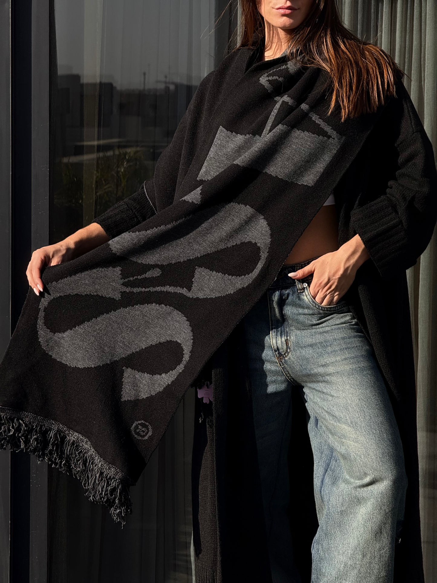 SASS Scarf grey x black