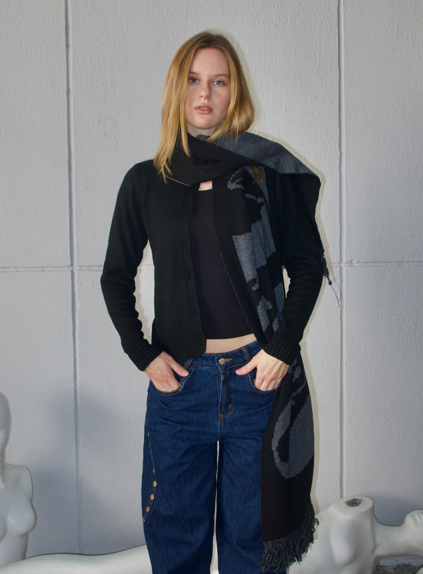 SASS Scarf grey x black