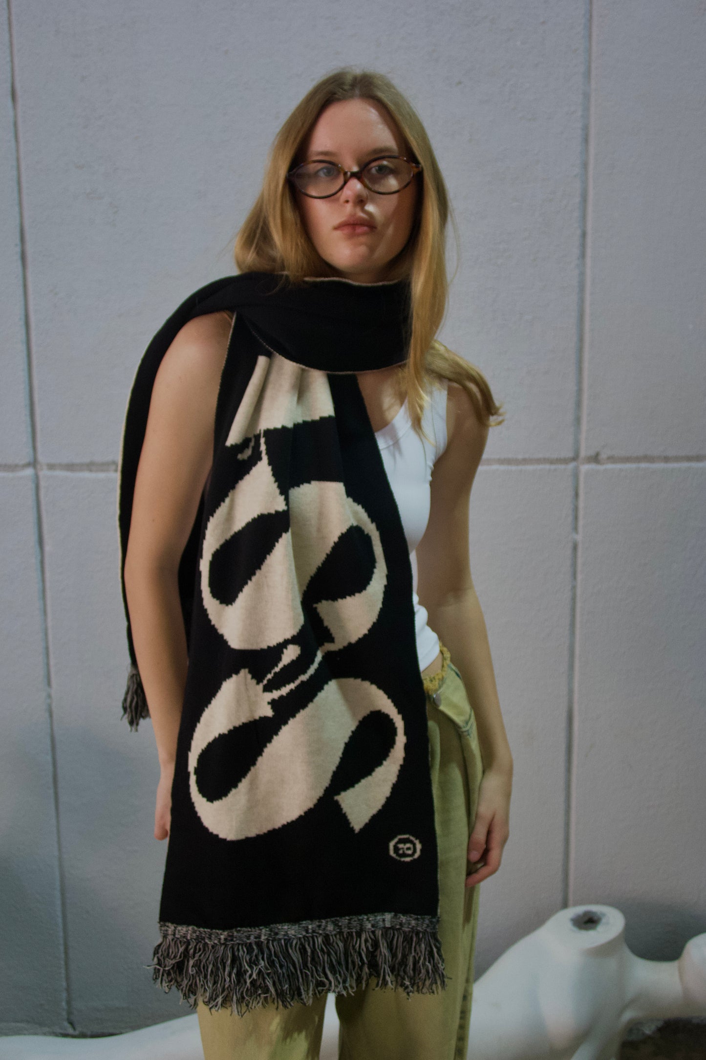 SASS Scarf black x beige